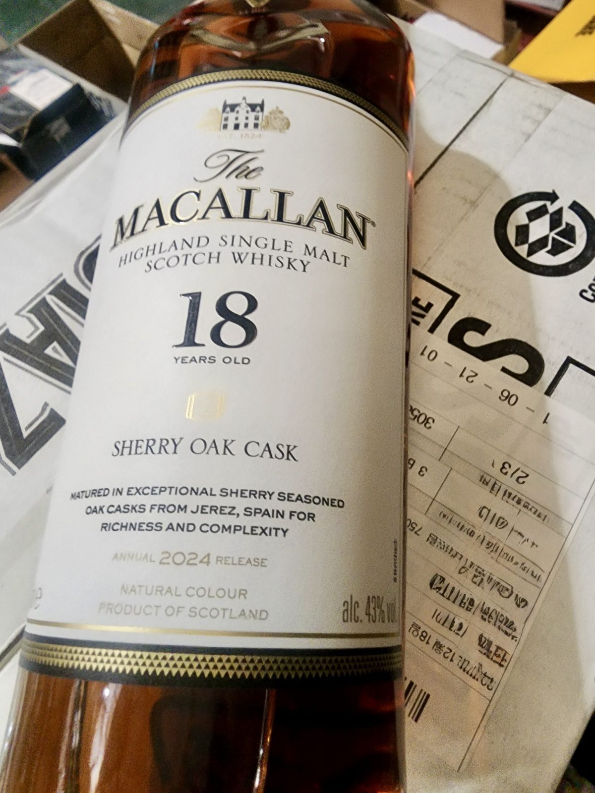 연말:) 맥캘란 18년 셰리오크 2024